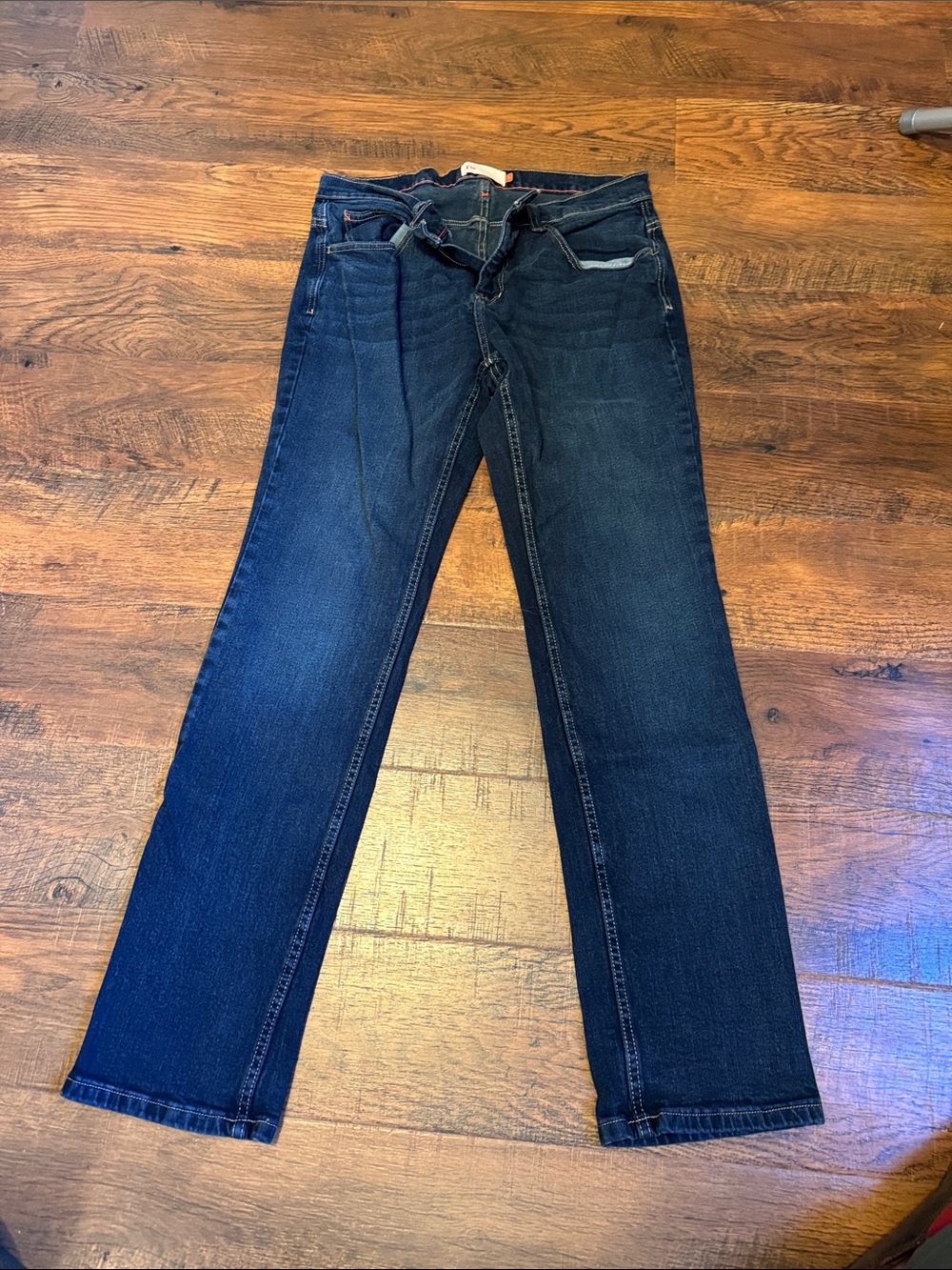 Free World Jeans in men’s size 33W 33L